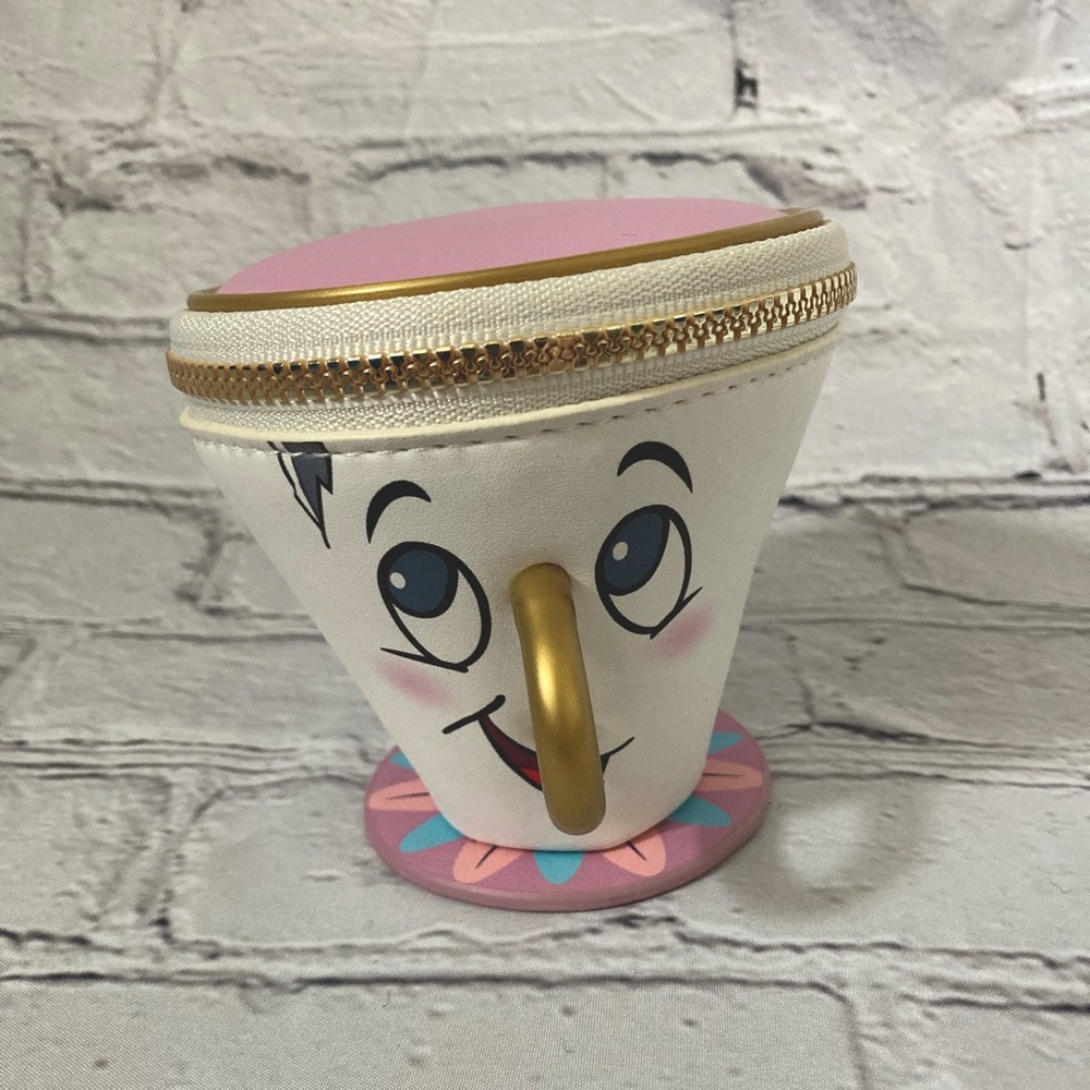 NWOT Disney Chip Coin Purse